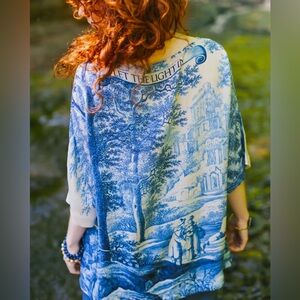 ⭐️Market of Stars⭐️ New! Let the Light In- Luxe Tee Tunic w Blue Delft T…